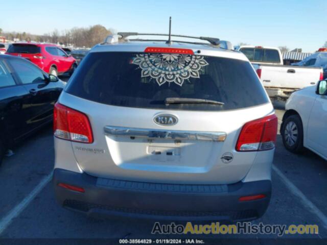 KIA SORENTO LX, 5XYKT3A64DG421157