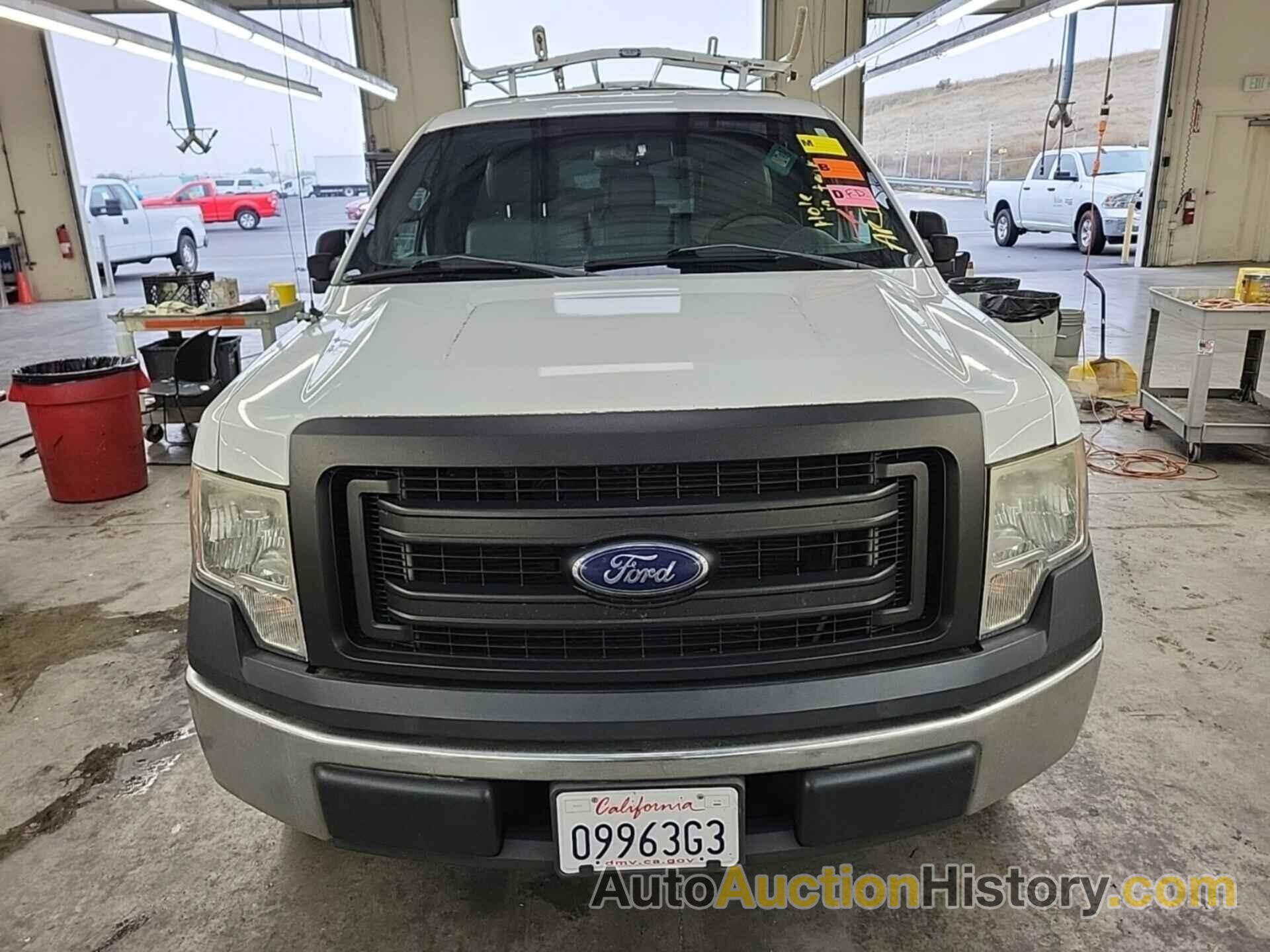 FORD F150, 1FTMF1CMXDKE94575