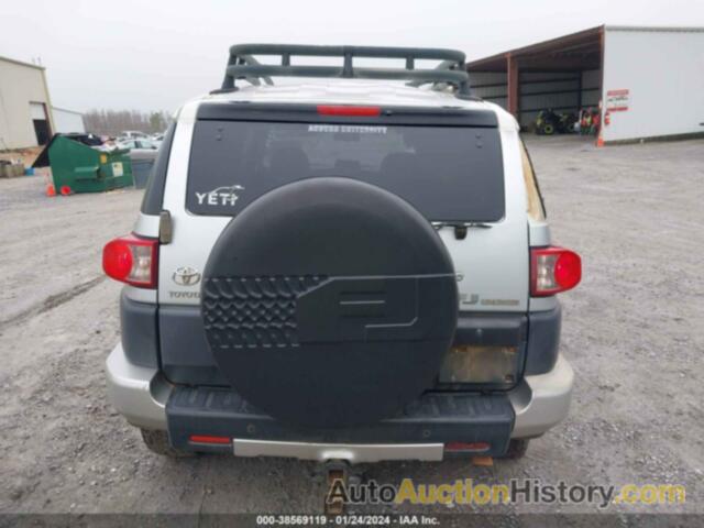 TOYOTA FJ CRUISER, JTEBU11F270028376