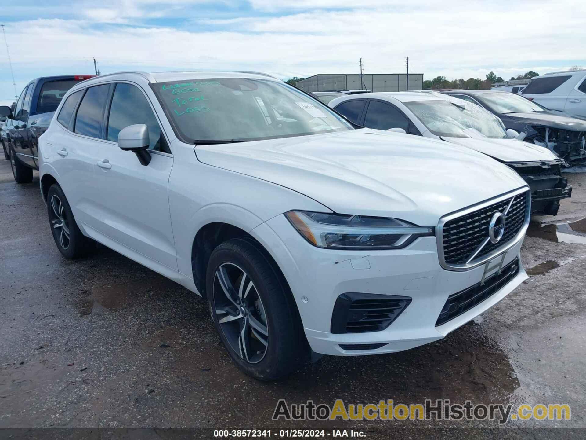 VOLVO XC60 HYBRID T8 R-DESIGN, YV4BR0DM1J1002666