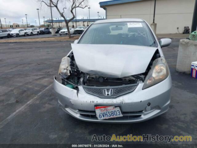 HONDA FIT, JHMGE8H3XCC025311