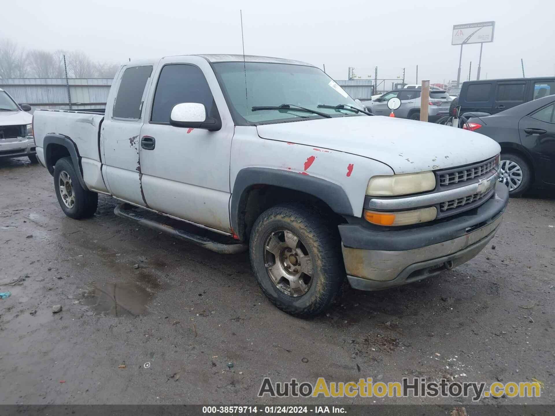 CHEVROLET SILVERADO 1500 LS, 2GCEK19T5X1215083