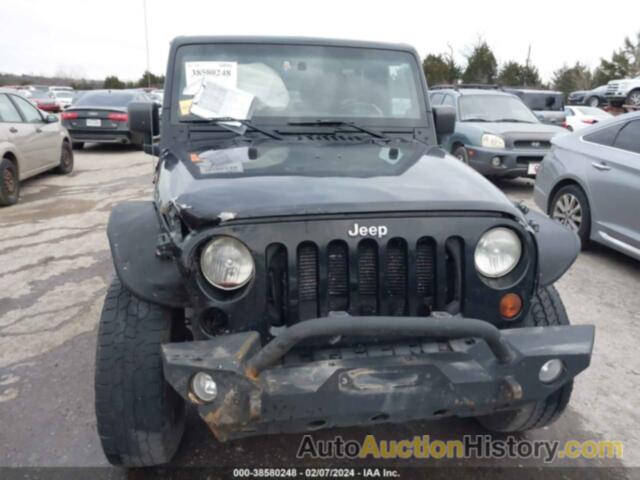 JEEP WRANGLER UNLIMITED SPORT, 1C4BJWDG2CL201109