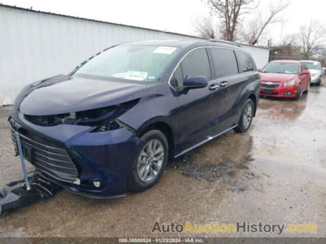 TOYOTA SIENNA XLE, 5TDYRKEC2NS105568