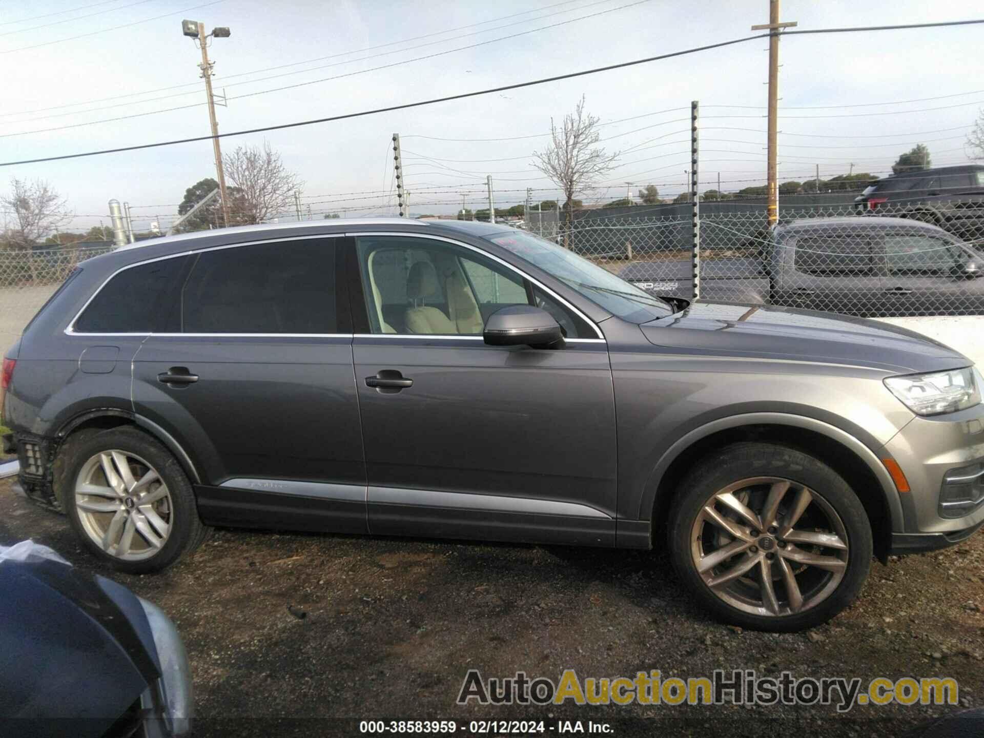 AUDI Q7 PRESTIGE, WA1VABF73HD044527