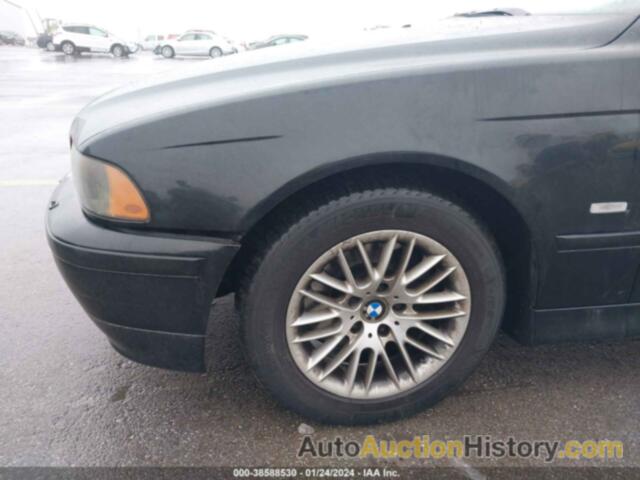 BMW 530IA, WBADT63453CK42261