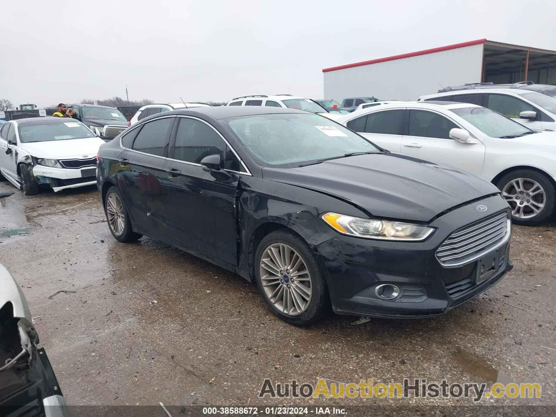 FORD FUSION SE, 3FA6P0HR0DR303347