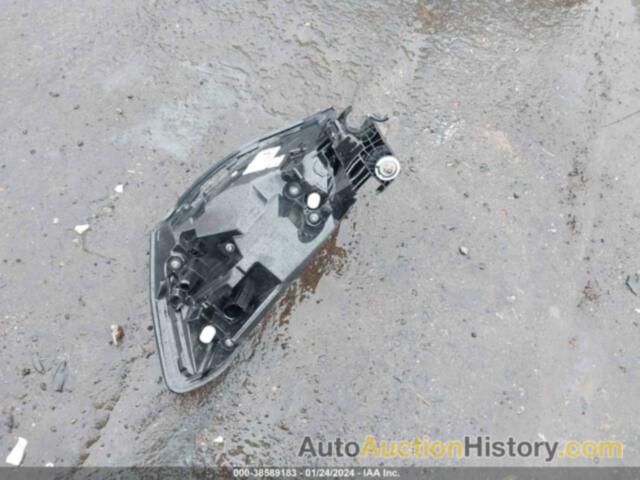 AUDI A3 PREMIUM 40 TFSI FRONT-WHEEL DRIVE S TRONIC, WAUAUDGYXRA008767