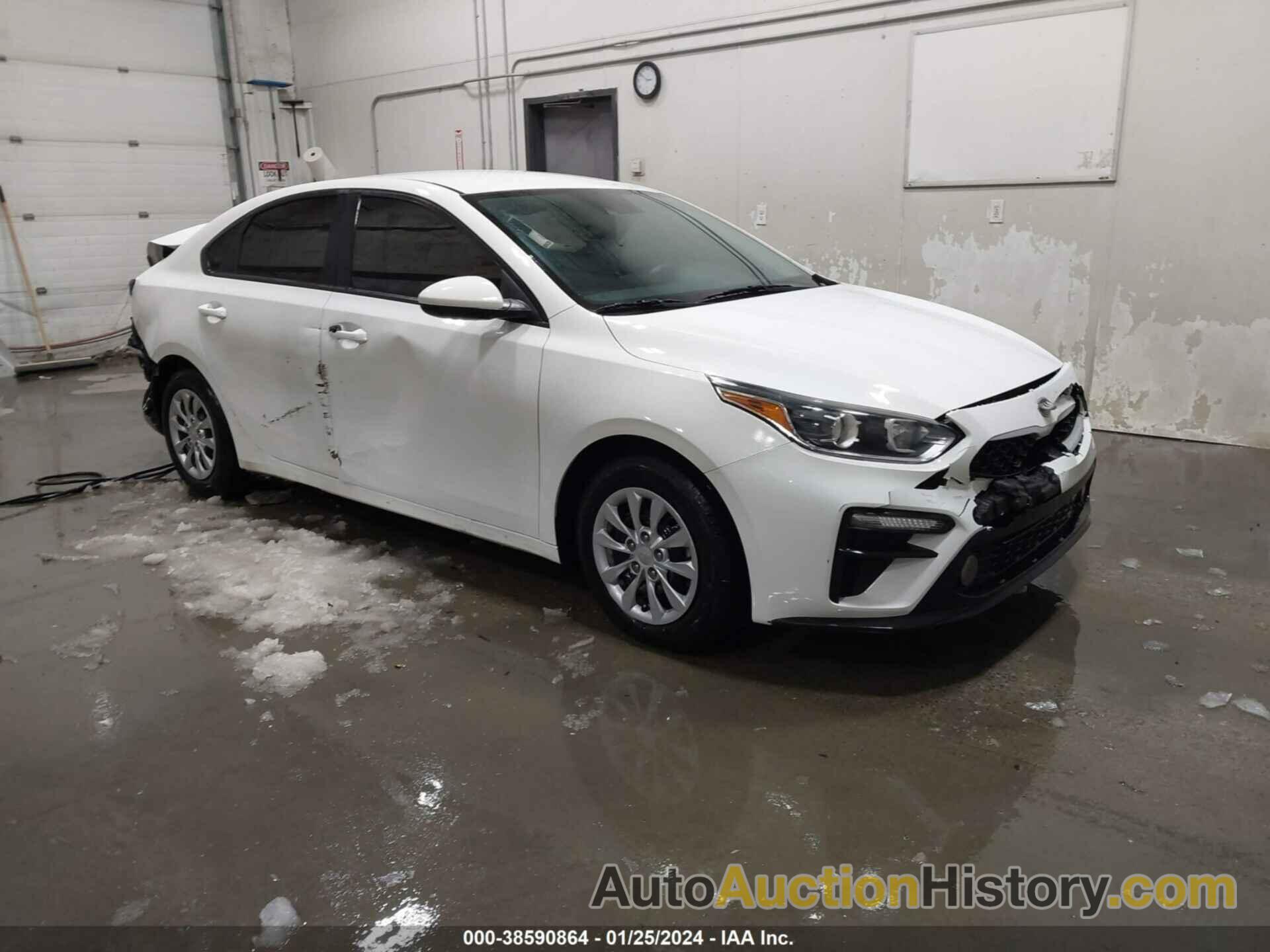 KIA FORTE FE, 3KPF24AD5ME401098