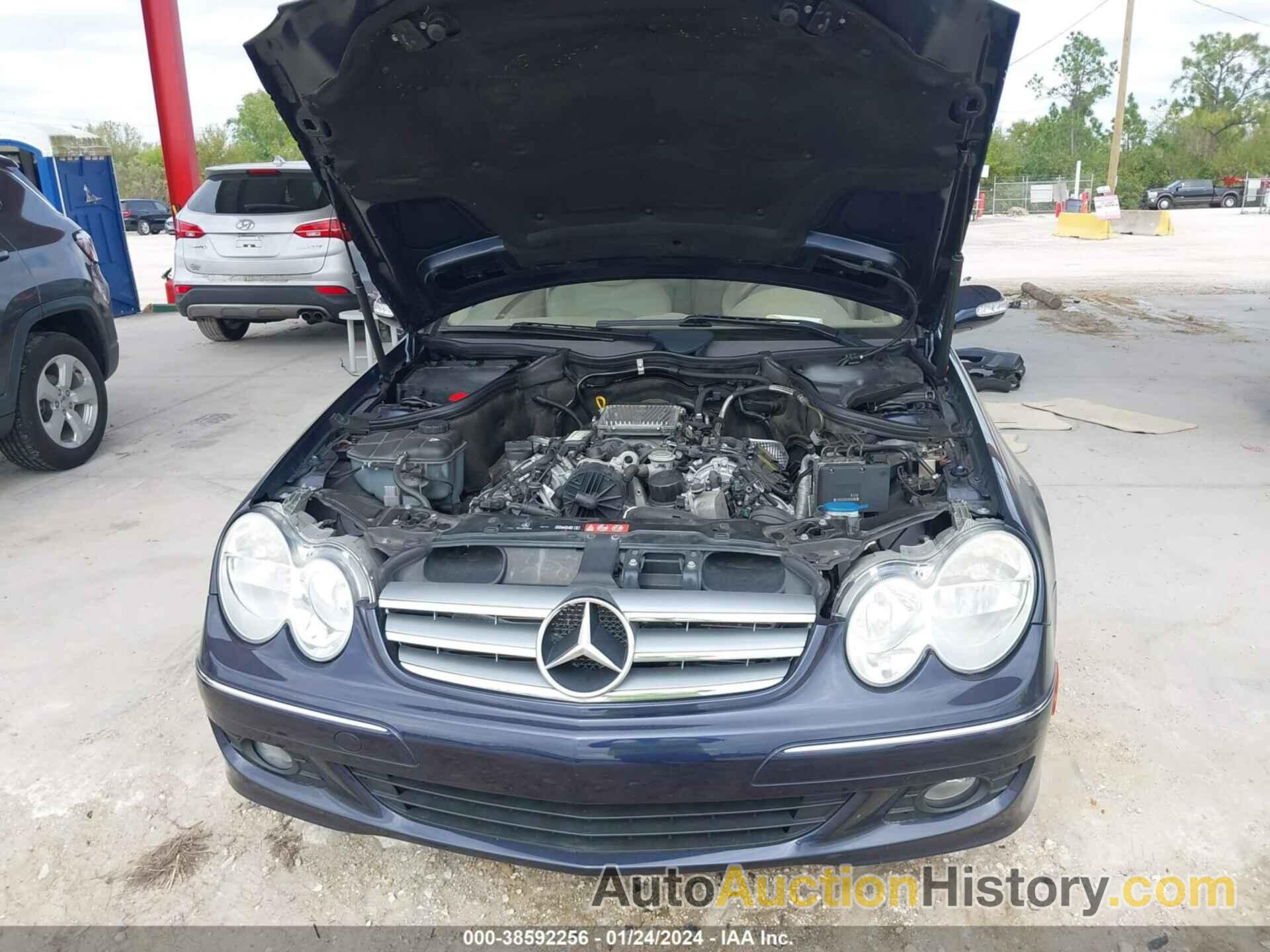 MERCEDES-BENZ CLK 350, WDBTK56F89T108778