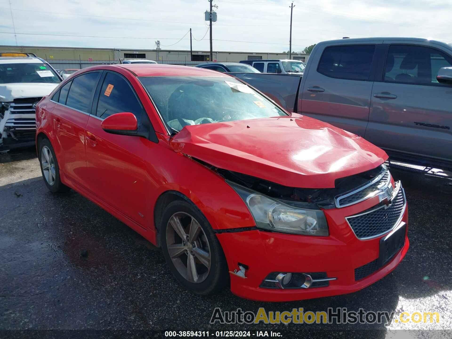 CHEVROLET CRUZE 2LT AUTO, 1G1PE5SB4E7381516