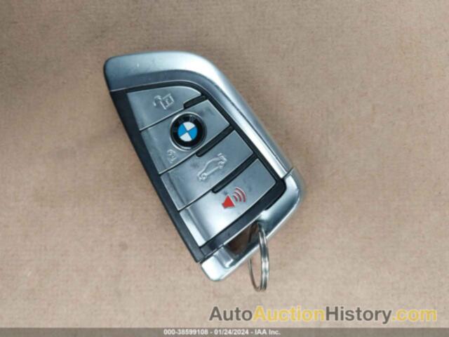 BMW 740I, WBA7T2C06NCH87815