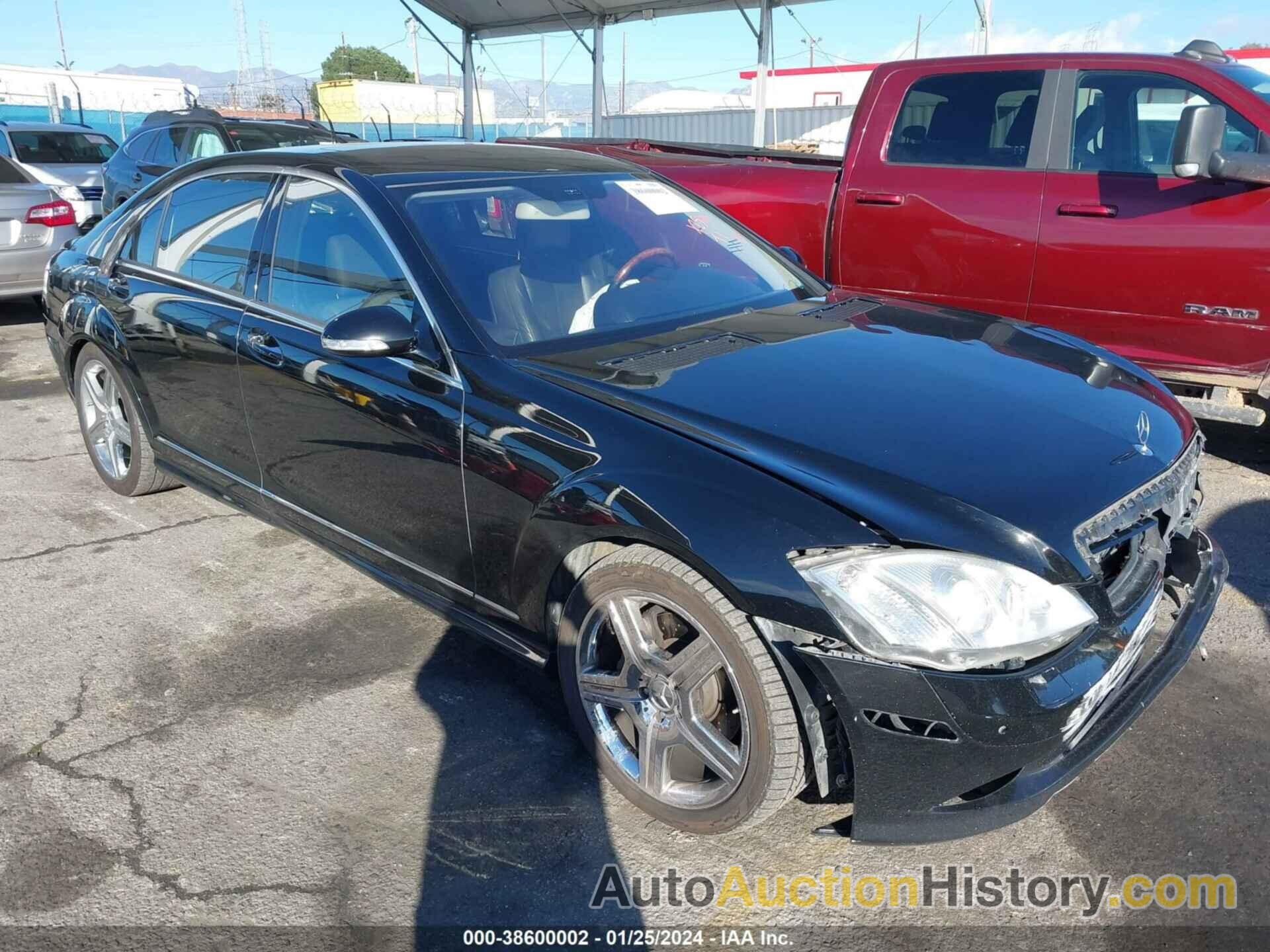 MERCEDES-BENZ S 550, WDDNG71X78A153847