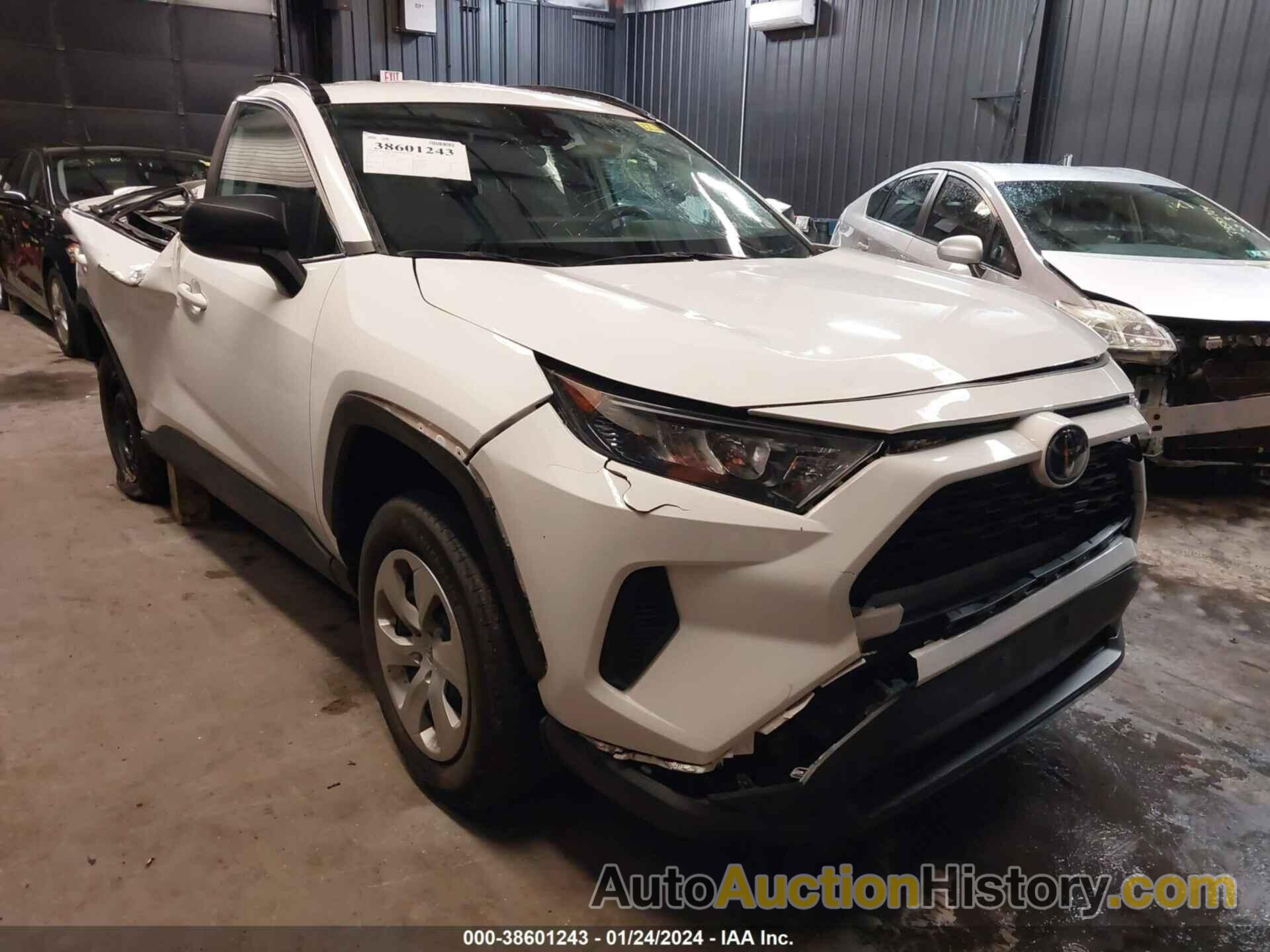 TOYOTA RAV4 LE, 2T3F1RFV9MC202952