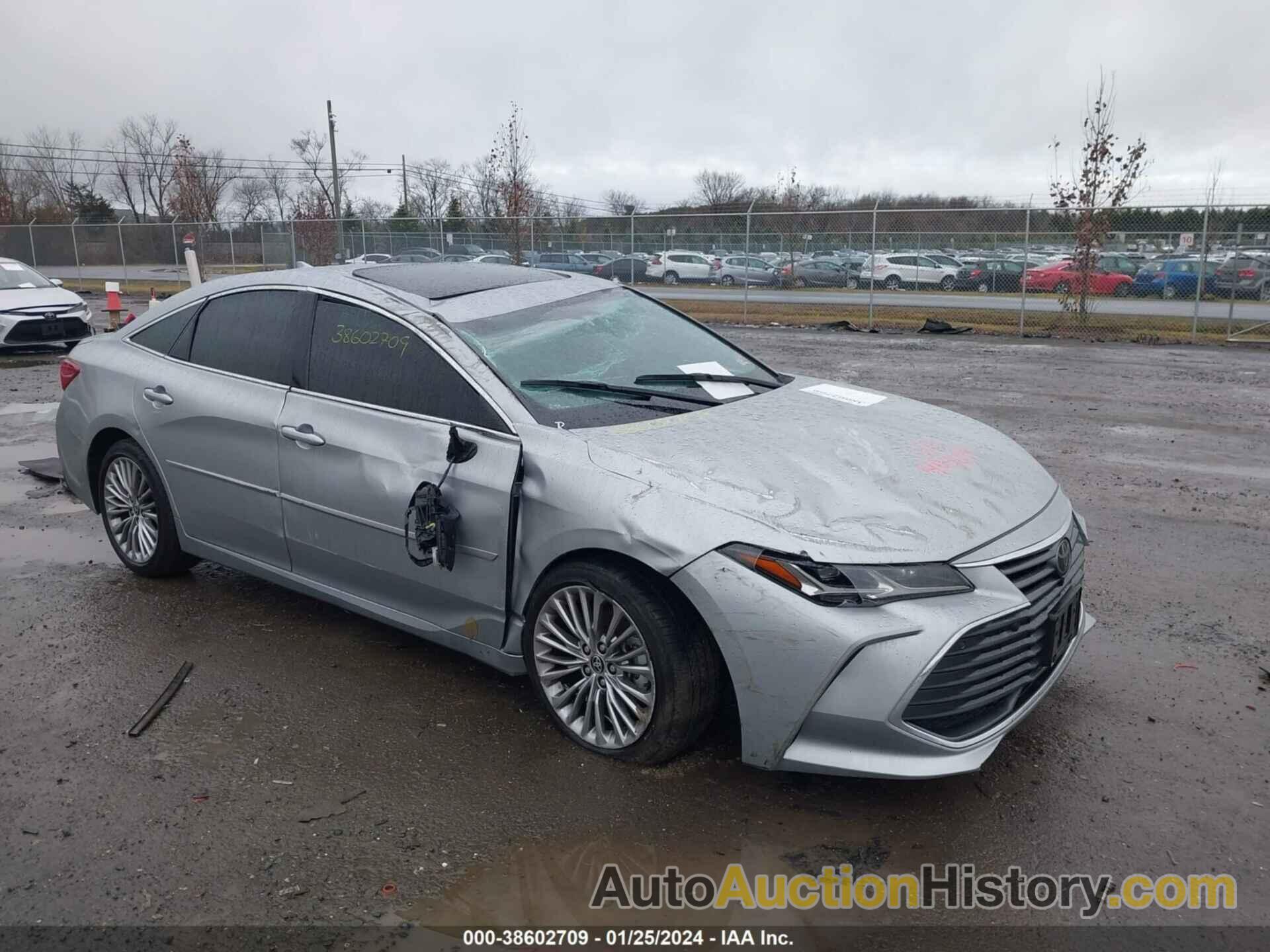 TOYOTA AVALON LIMITED, 4T1DZ1FB3NU077382