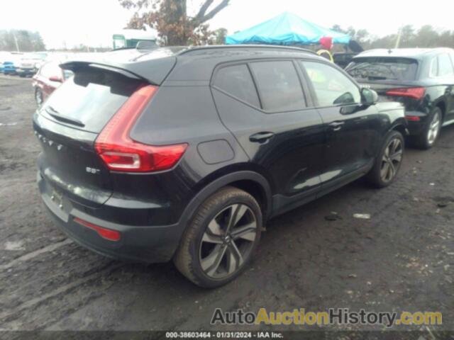 VOLVO XC40 B5 PLUS DARK THEME, YV4L12UW9P2083475