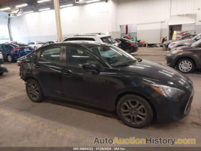 TOYOTA YARIS LE, 3MYDLBYV1KY516124