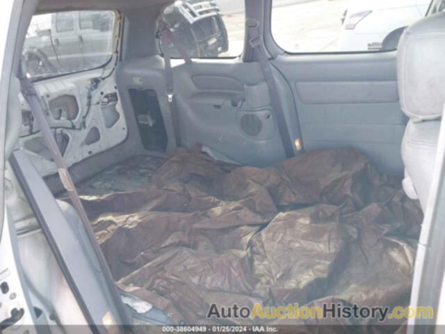 TOYOTA SIENNA XLE, 4T3ZF13C82U427670