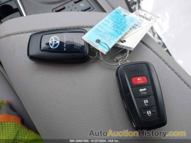 TOYOTA CAMRY HYBRID XLE, 4T1F31AK5RU624420