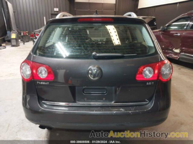 VOLKSWAGEN PASSAT KOMFORT, WVWXM7AN6AE075070