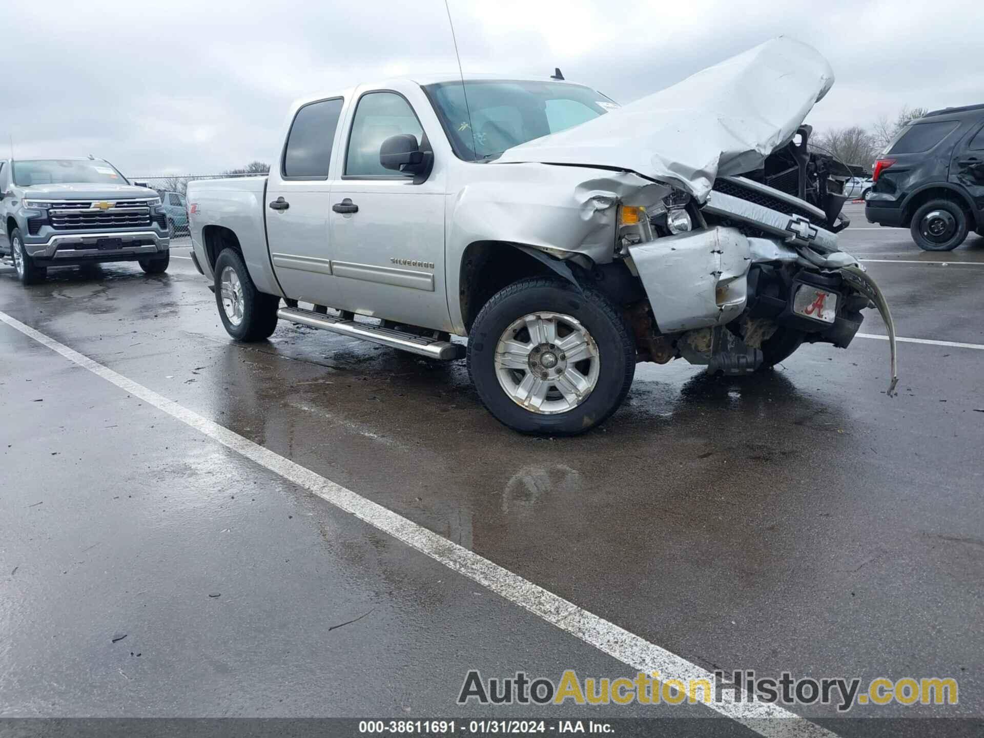 CHEVROLET SILVERADO K1500 LT, 3GCPKSE30BG236251