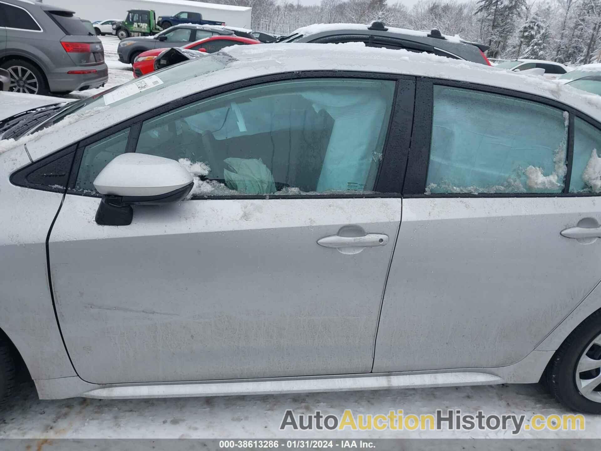 TOYOTA COROLLA LE, 5YFB4MDE4RP117948