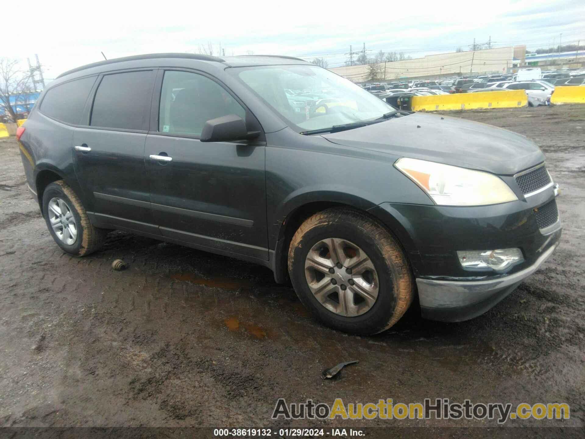 CHEVROLET TRAVERSE LS, 1GNKVFED9BJ126886