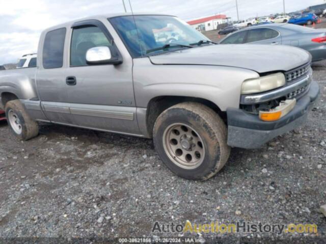 CHEVROLET SILVERADO 1500 LS, 2GCEC19T4Y1291831