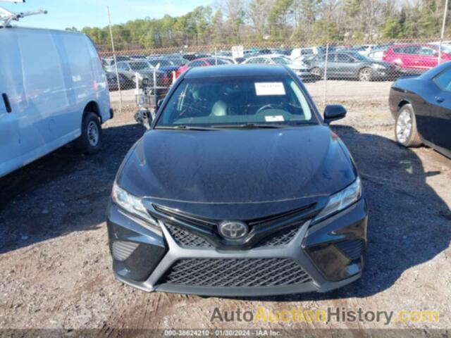 TOYOTA CAMRY SE, 4T1B11HK5JU147065