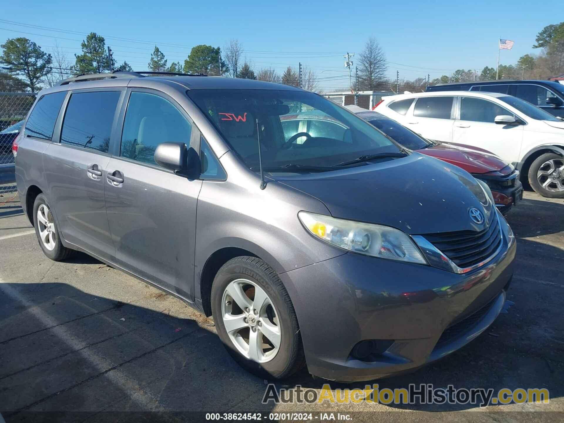 TOYOTA SIENNA LE V6 8 PASSENGER, 5TDKK3DC0DS368738