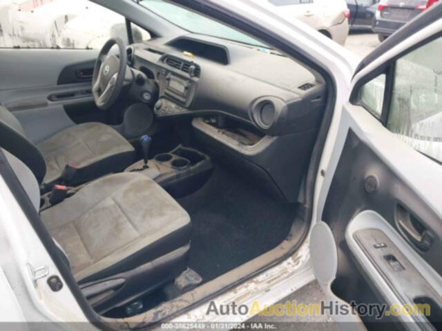 TOYOTA PRIUS C ONE, JTDKDTB34C1527141