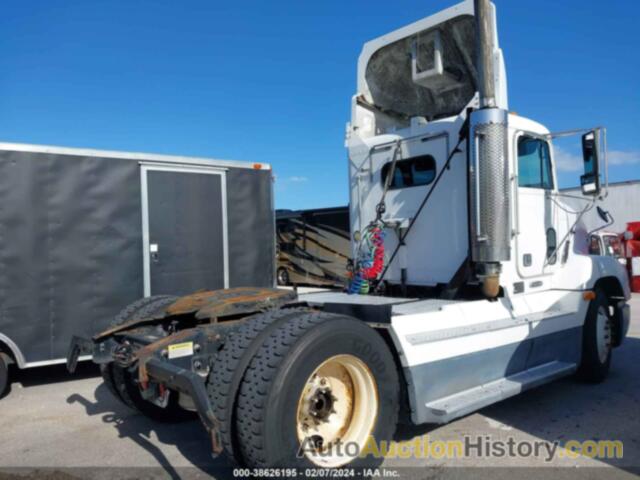 FREIGHTLINER CONVENTIONAL FLD112, 1FUW3MDA3YPF77647