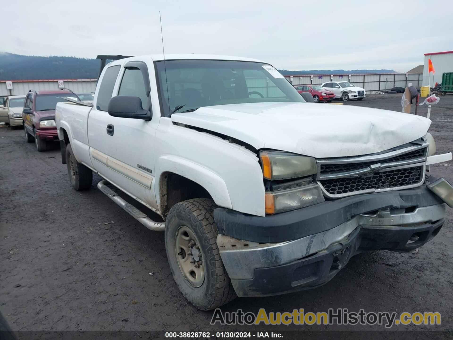 CHEVROLET SILVERADO 2500HD LT1, 1GCHK29UX6E199861