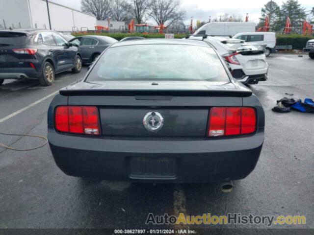 FORD MUSTANG V6/V6 PREMIUM, 1ZVHT80N695104557