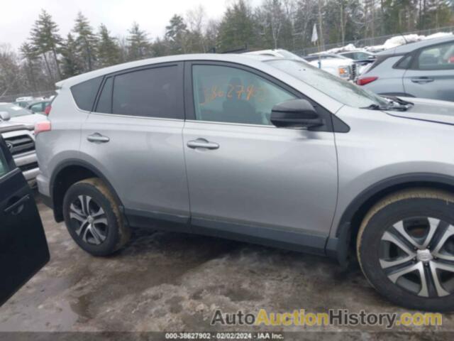 TOYOTA RAV4 LE, 2T3BFREV6JW810889