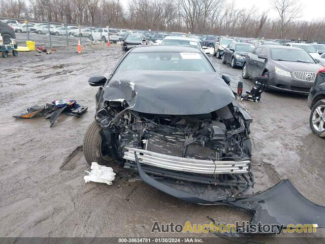 TOYOTA COROLLA SE, JTNK4RBE7K3030748