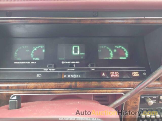 CHRYSLER NEW YORKER FIFTH AVENUE, 1C3XV66L4ND742555