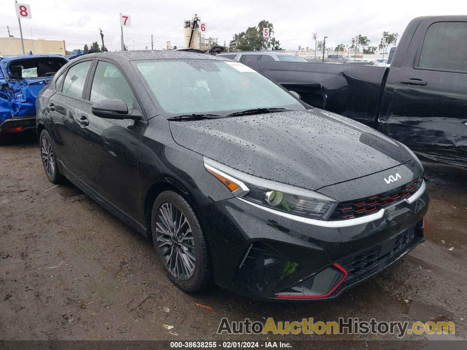 KIA FORTE GT-LINE, 3KPF54AD2PE528743