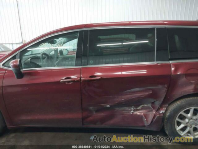 CHRYSLER PACIFICA TOURING, 2C4RC1DG3HR623514