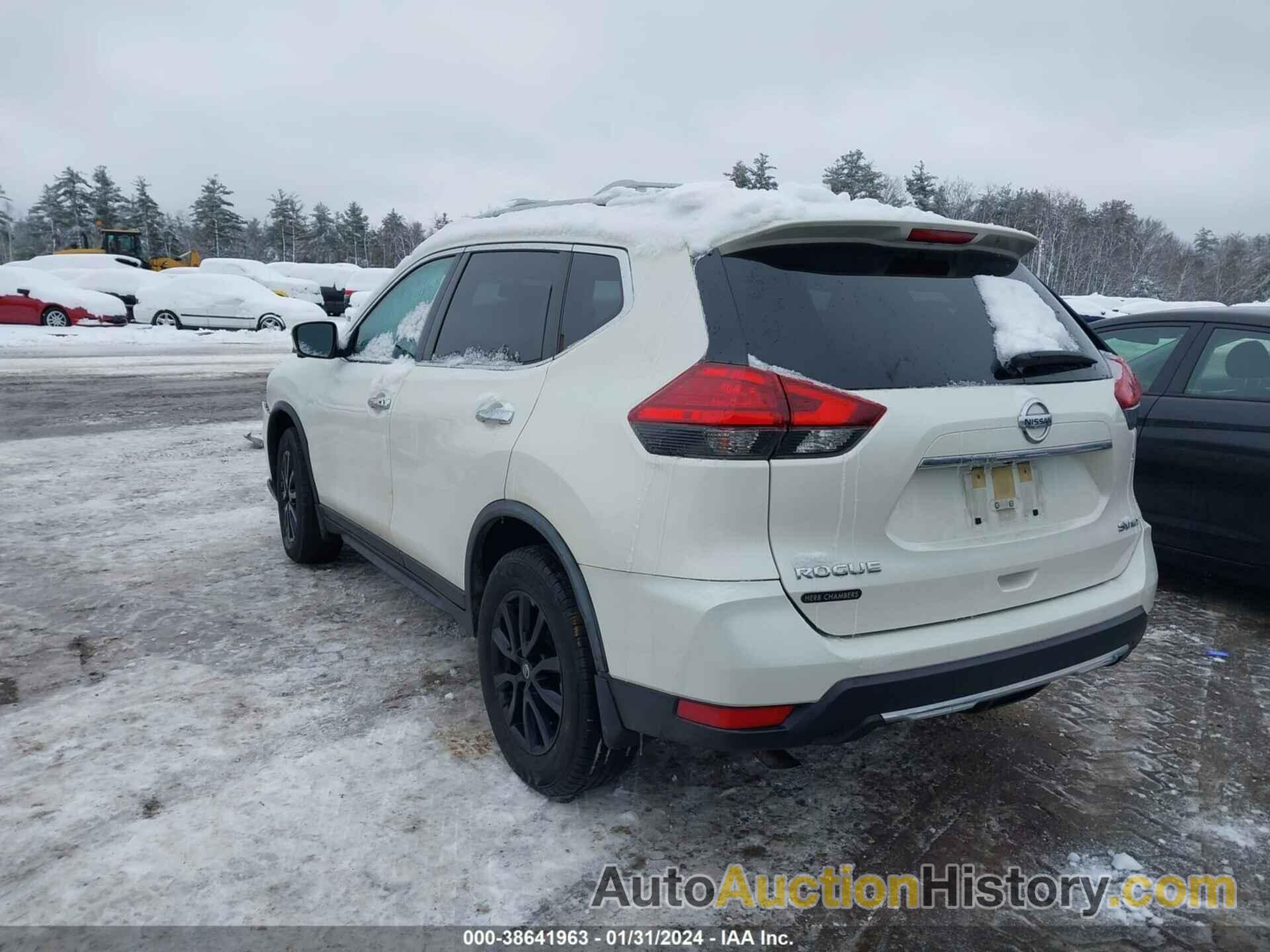 NISSAN ROGUE SV, JN8AT2MVXHW282447