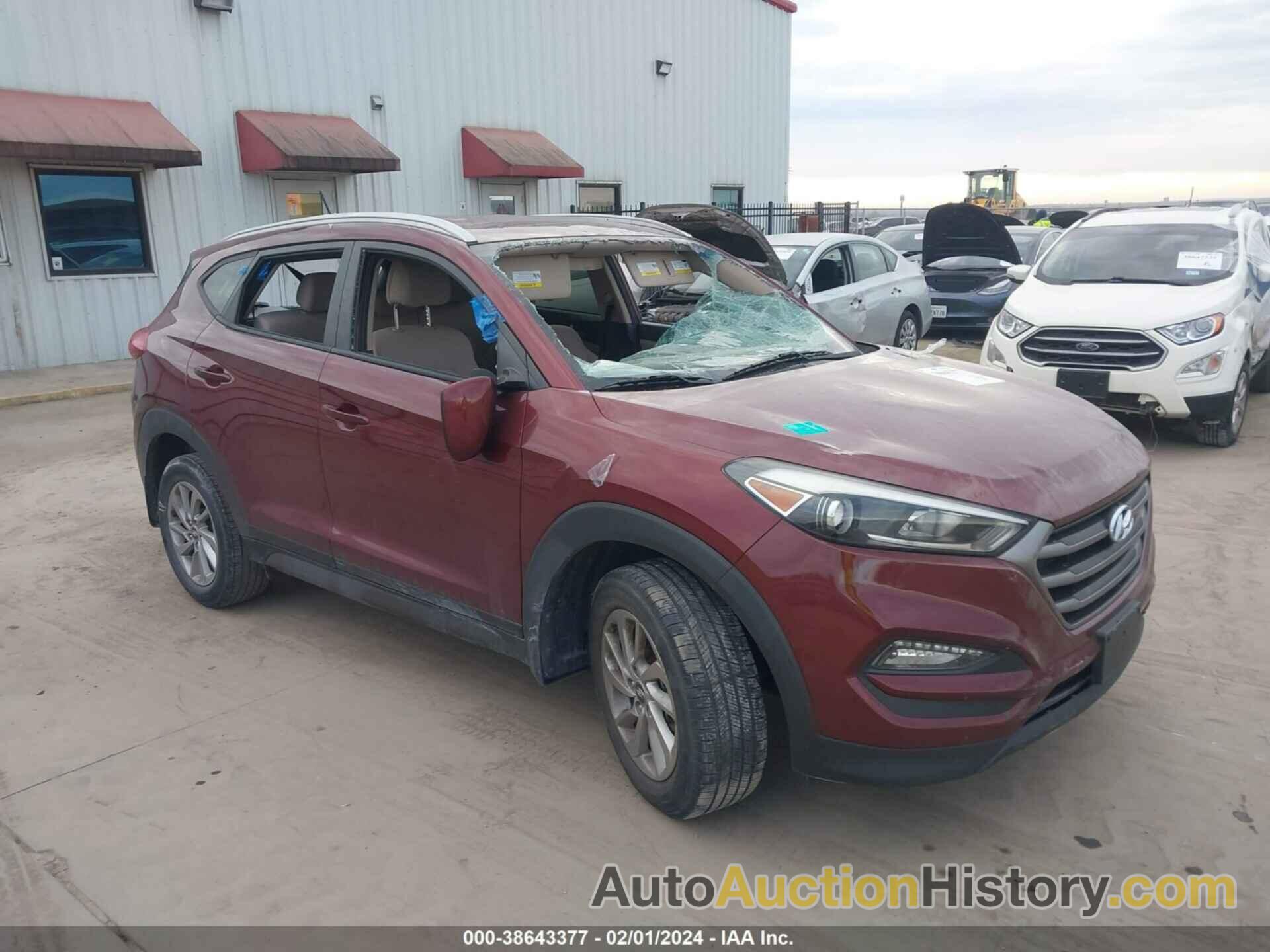 HYUNDAI TUCSON SE, KM8J33A45GU108837