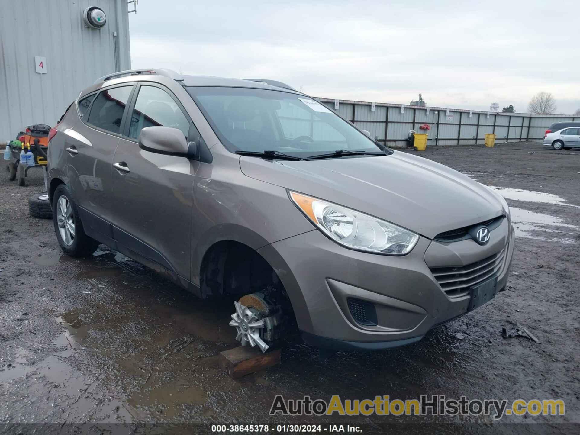 HYUNDAI TUCSON GLS, KM8JUCAC7BU262950