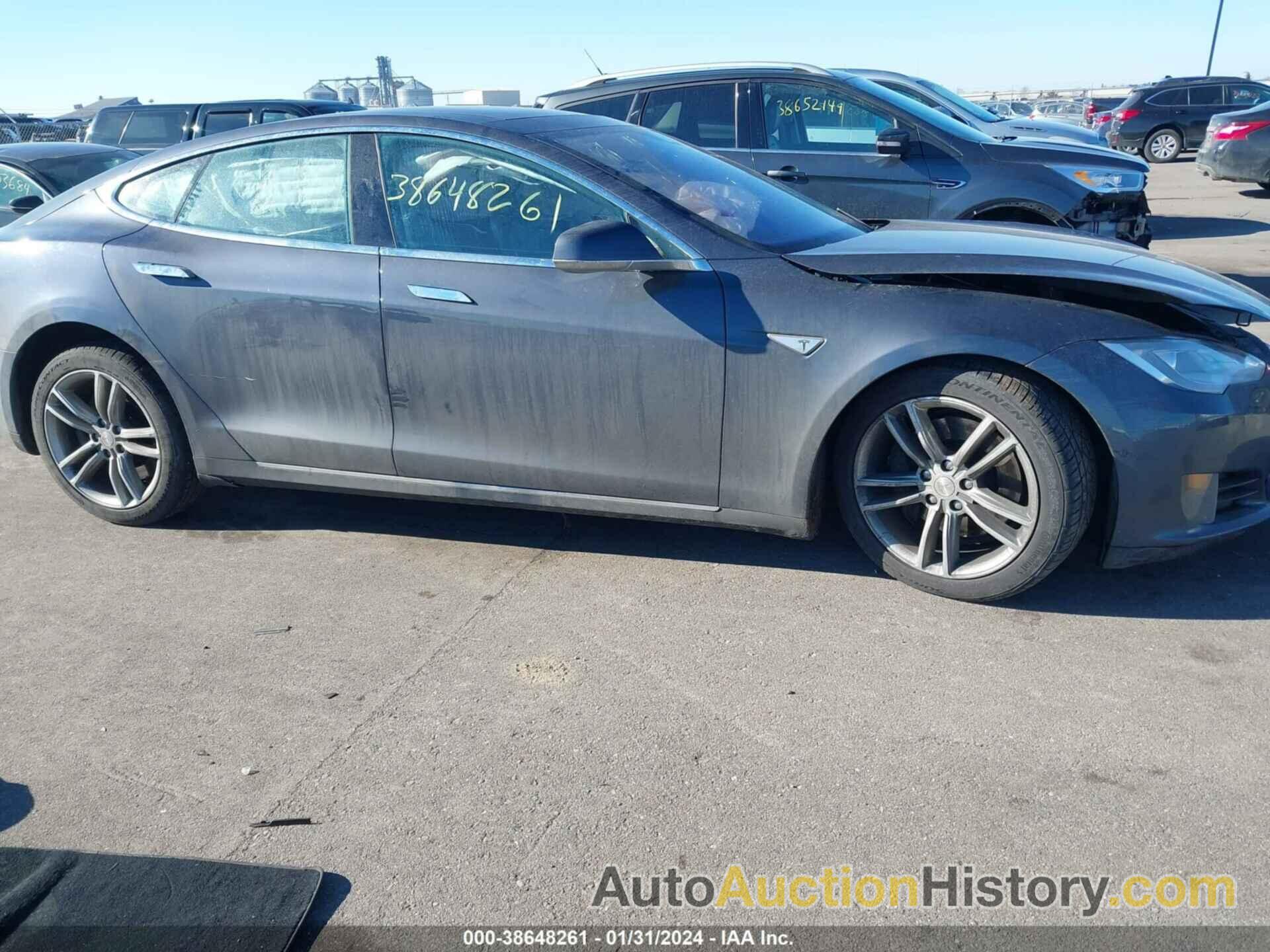 TESLA MODEL S 60D/70D/75D/85D/90D, 5YJSA1E21GF127812