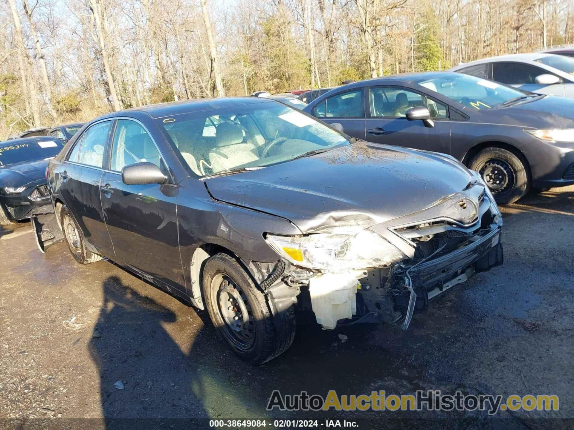 TOYOTA CAMRY LE, 4T1BF3EK8BU139383