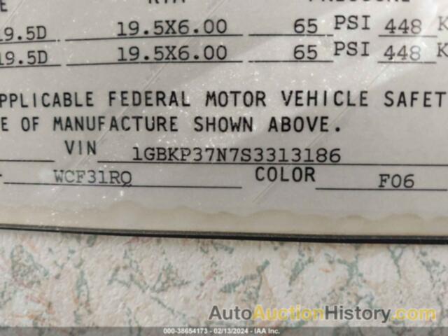 CHEVROLET P30, 1GBKP37N7S3313186