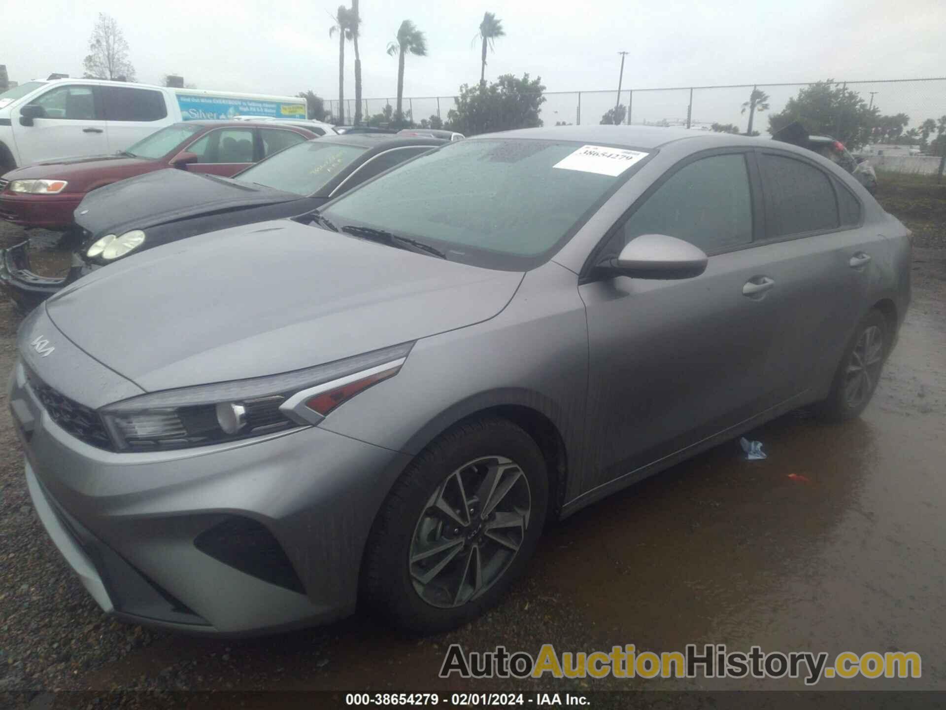 KIA FORTE LXS, 3KPF24AD9PE651321