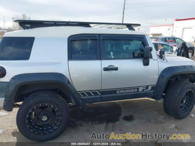 TOYOTA FJ CRUISER, JTEBU11F88K047875