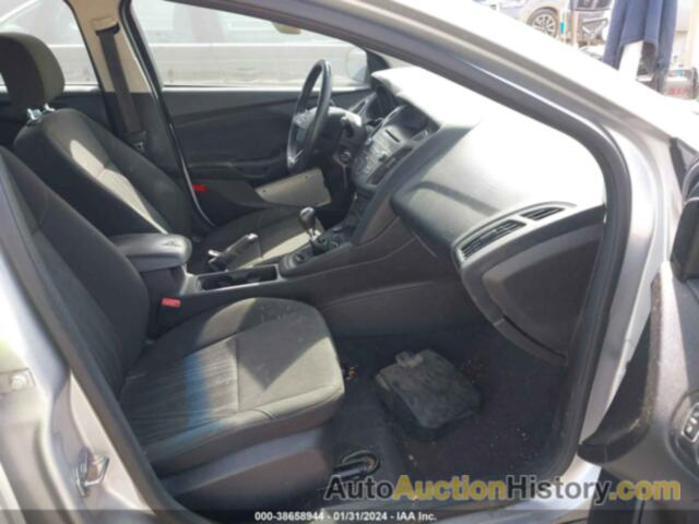 FORD FOCUS SE, 1FADP3FE4FL255197