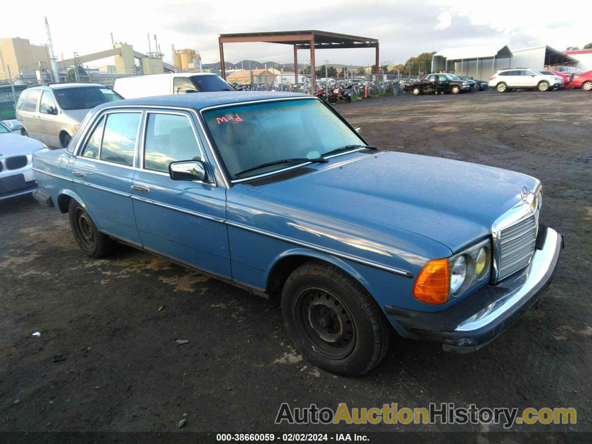 MERCEDES-BENZ 240 D, WDBAB23A1DB402665