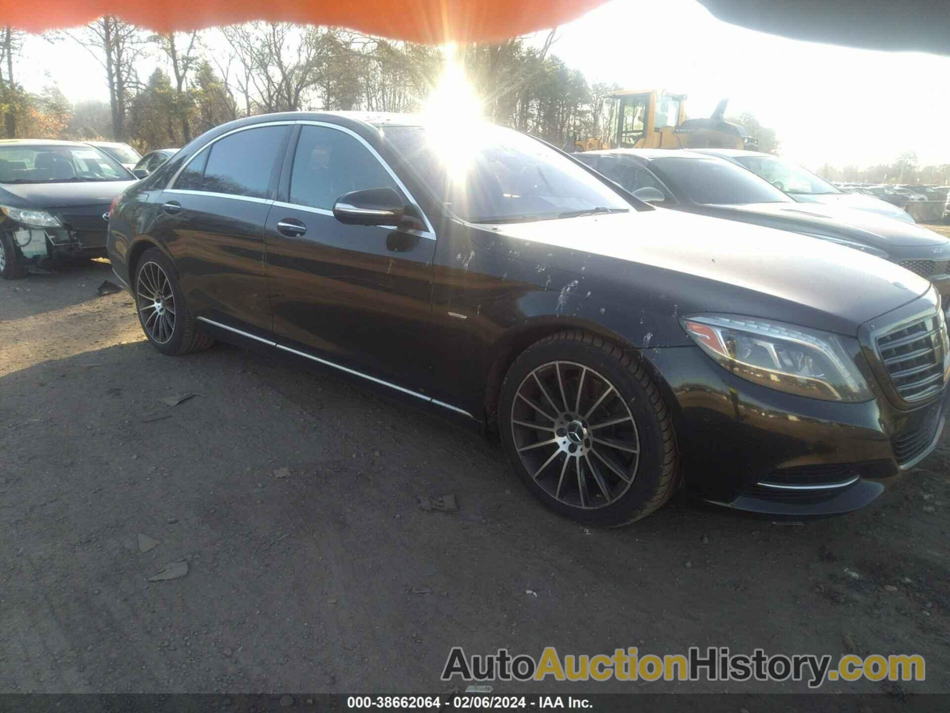 MERCEDES-BENZ S 550 550 4MATIC, WDDUG8FB0EA017389